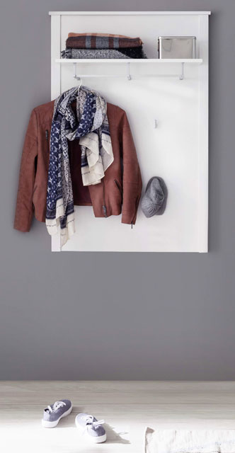Wieszak Omaron 18X w nowoczesnym przedpokoju
