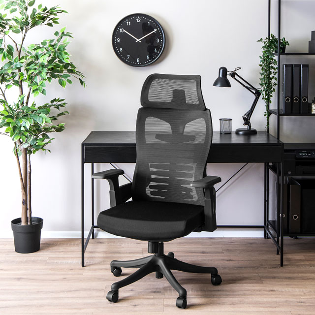 Czarny fotel ergonomiczny do biura Zexi