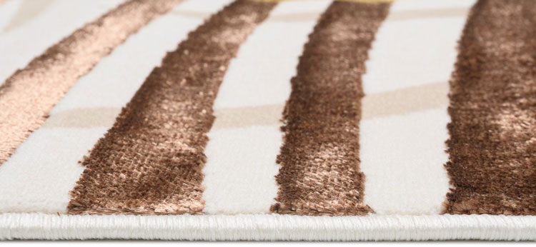 Kremowy dywan w liście w stylu glamour Oros 3X