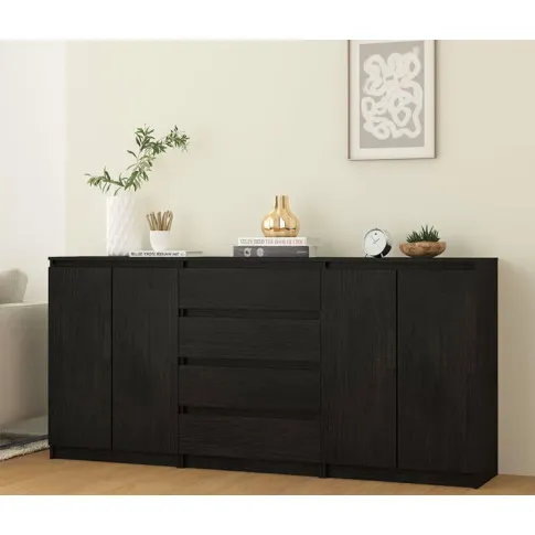 Wnętrze nowoczesne z wykorzystaniem czarnego zestawu 3 szafek Ivon