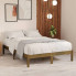 Aranżacja z brązowym drewnianym łóżkiem 120x200 Vilmo 4X