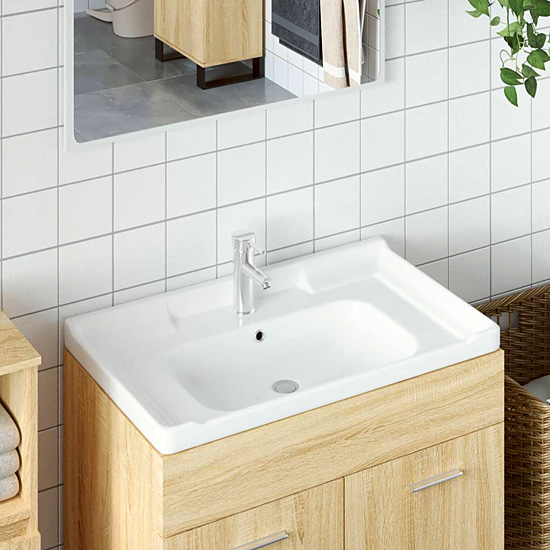 Wizualizacja ceramicznej wpuszczanej umywalki Britta 5X