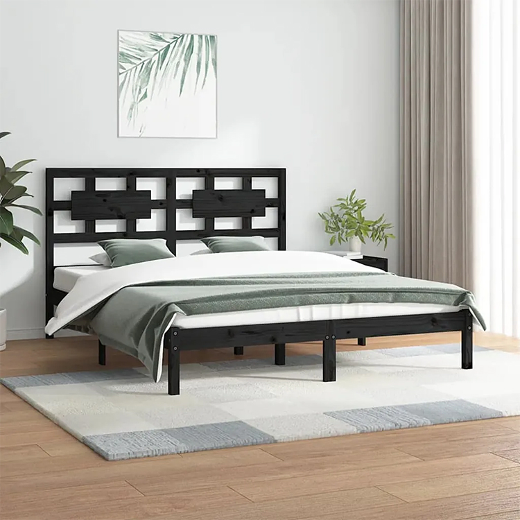 Aranżacja z drewnianym czarnym łóżkiem Satori 4X