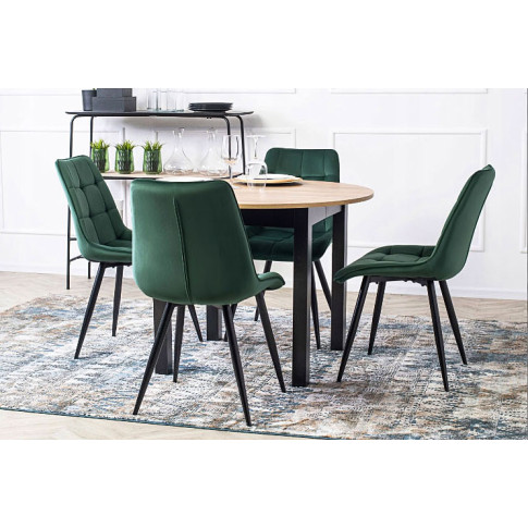 Wizualizacja stołu z zielonymi krzesłami Egri
