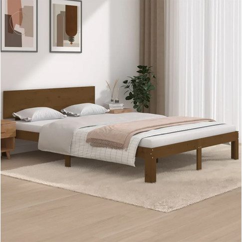 Aranżacja z brązowym sosnowym łóżkiem 140x200 Iringa 5X