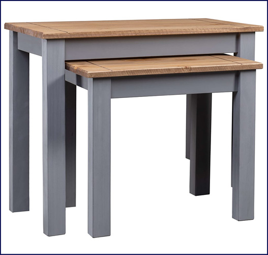 Wsuwane pod siebie stoliki Auris kolor szary