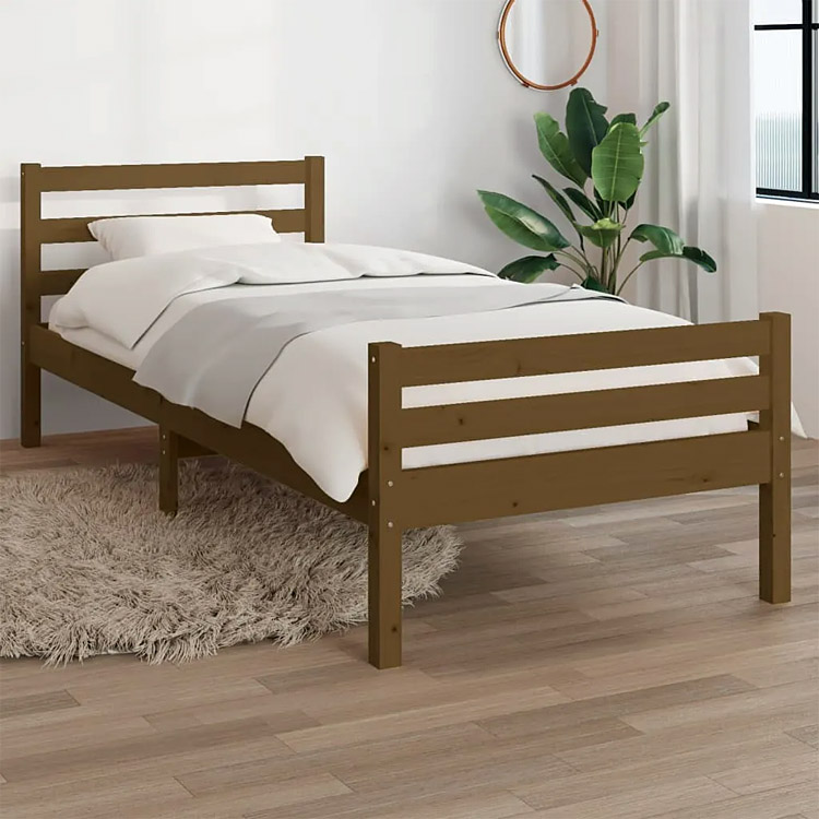 aranżacja z brązowym drewnianym łóżkiem Aviles 3X