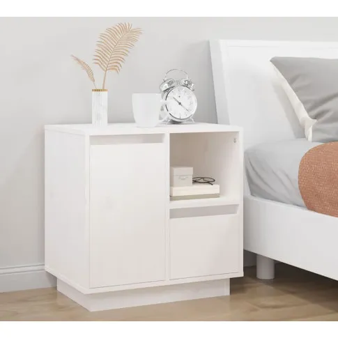 Sypialnia z wykorzystaniem białej szafki nocnej Voxo