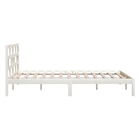 białe drewniane łóżko z zagłówkiem Bente