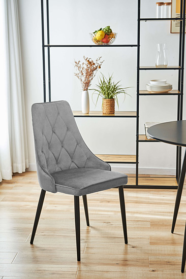 Wizualizacja szarego krzesła z zestawu Sageri 4X