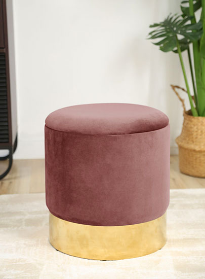 Wizualizacja różowej pufy Esteo