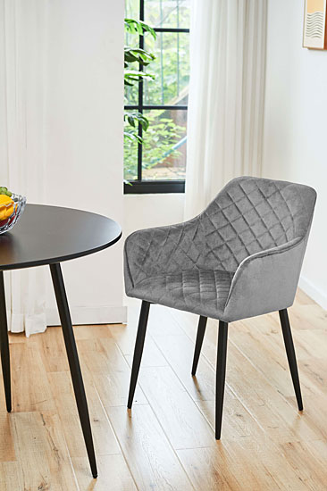 Wizualizacja szarego krzesła z kompletu Cejlon