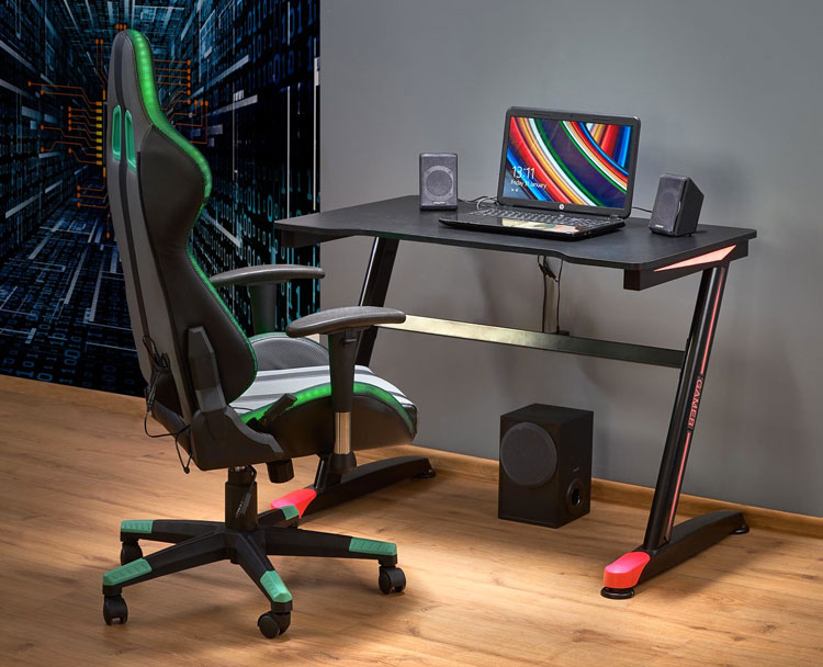 Pokój młodzieżowy chłopca z wykorzystaniem biurka z krzesłem dla chłopca Lorient