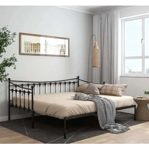 Czarne łóżko z metalu Tassimo