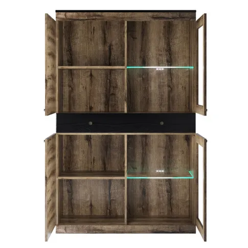 wnętrze witryny z półkami Fiordes 16X