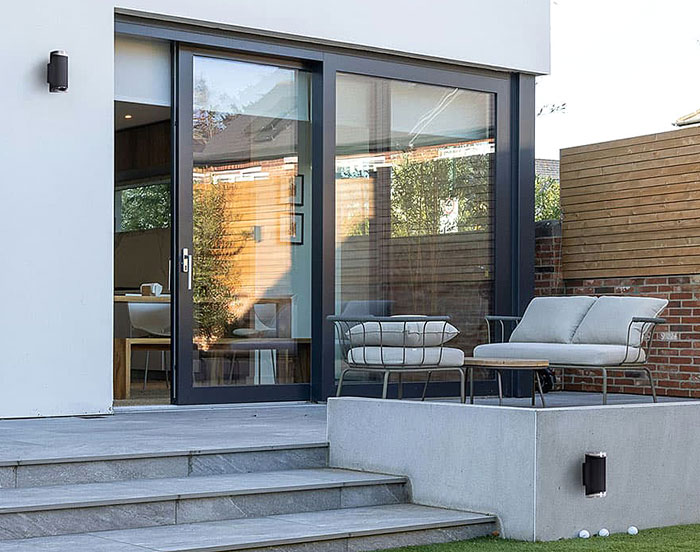 Czarny kinkiet tuba na taras i balkon A460-Hita