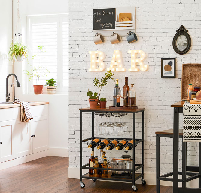 Kuchnia nowoczesna z wykorzystaniem industrialnego wózka barowego Majra