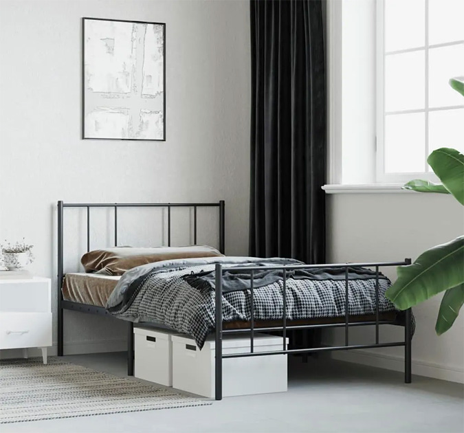 Czarne pojedyncze metalowe łóżko Privex