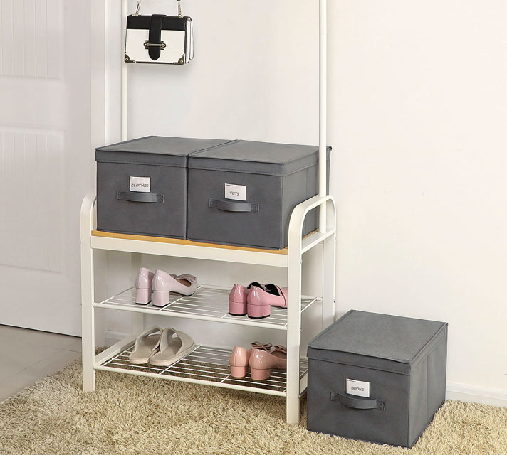 Przedpokój z wykorzystaniem 3 organizerów zamykanych Planti