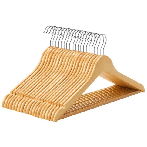 zestaw 20 drewnianych wieszakow do szafy efia 4x