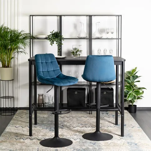 Aranżacja wnętrza z hokerami Azel