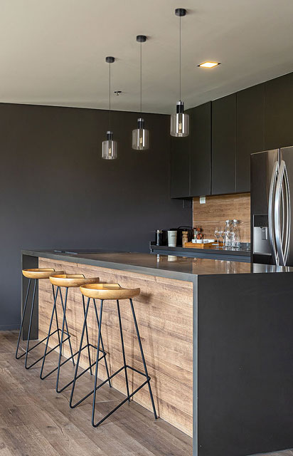 Grafitowa pojedyncza lampa wisząca szklana A468-Solla