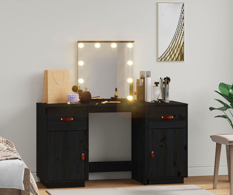 Sypialnia z wykorzystaniem czarnej drewnianej toaletki podświetlanej Nilsa 4X