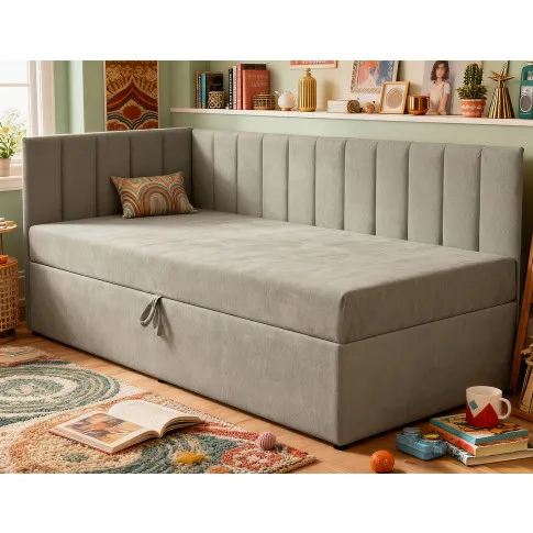 Aranzacja z szarym tapczanem Favero