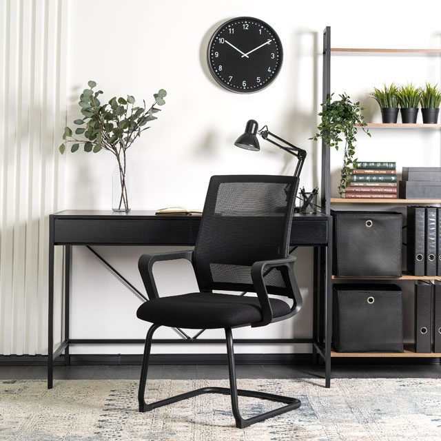 Nowoczesne krzesło konferencyjne z podłokietnikami Derto