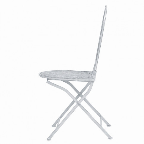 widok boczny krzesła z zestawu białych mebli ogrodowych lamia