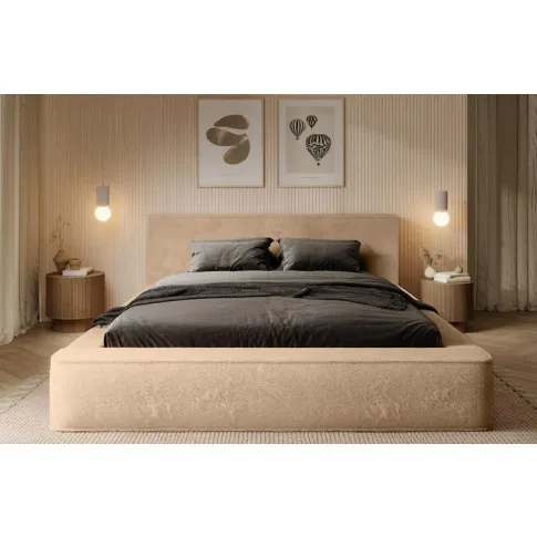 Wizualizacja jasnobeżowego łóżka pluszowego Heliosso w nowoczesnej sypialni