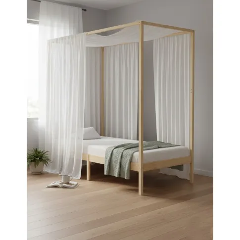 Łóżko z baldachimem w kolorze naturalnego drewna sosnowego