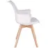 Białe krzesło na drewnianych nóżkach Ahus
