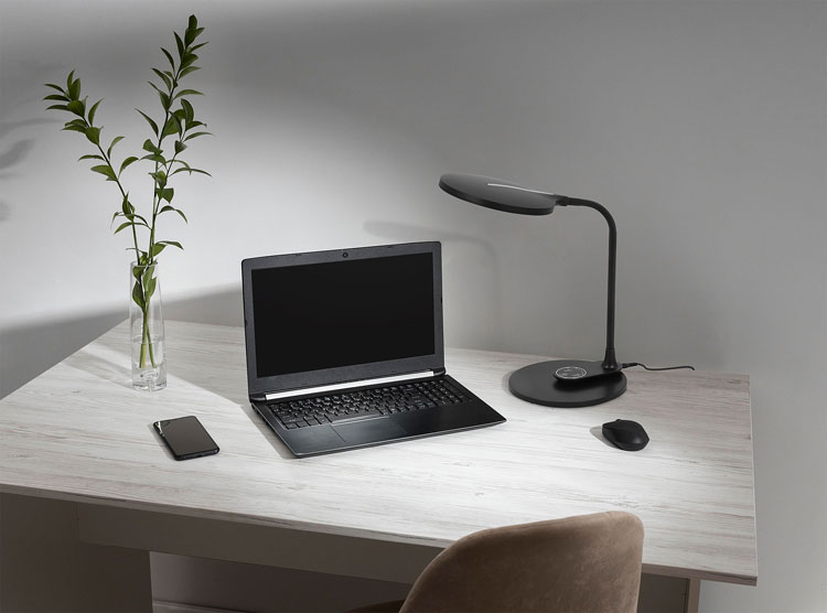 Czarna lampka biurkowa LED z dotykowym panelem A681-Karam