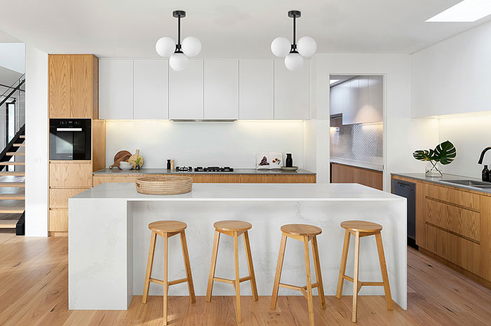 Biała nowoczesna lampa sufitowa szklane kule A688-Tulio