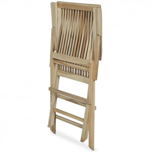 Złożone krzesło z zestawu drewnianych mebli ogrodowych Albert