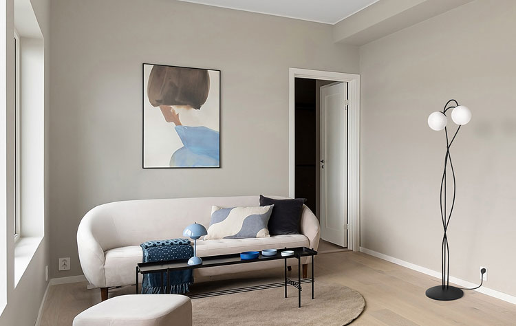 Nowoczesna lampa podłogowa z 2 szklanymi kloszami A719-Oriani