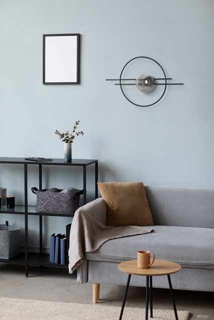 Czarno-grafitowy metalowy kinkiet geometryczny ze szklanym kloszem A722-Sateli