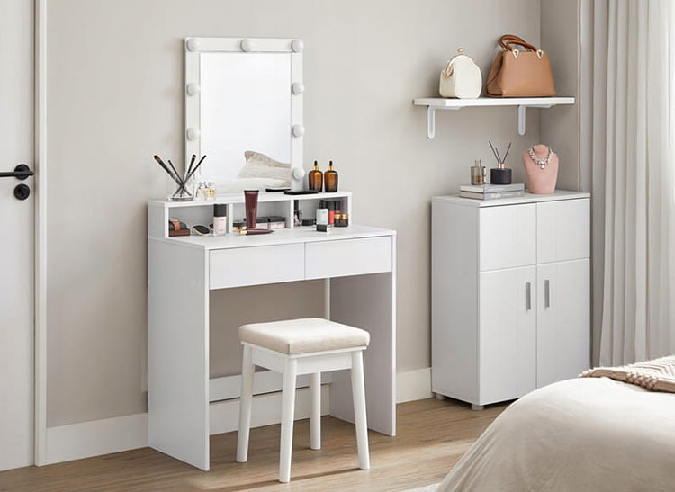 Sypialnia z wykorzystaniem skandynawskiej toaletki LED Wingo