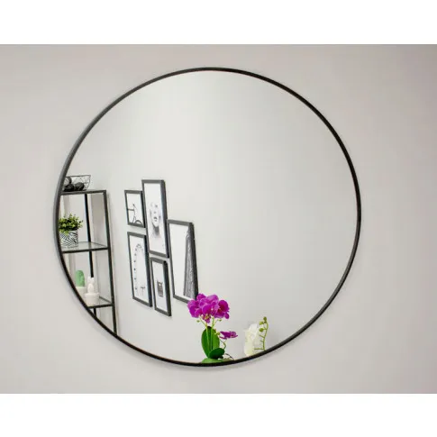 Wizualizacja czarnego okrągłego lustra Pireo