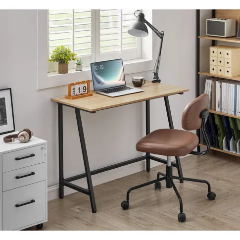 Wnętrze z wykorzytsaniem biurka Loscio dąb sonoma