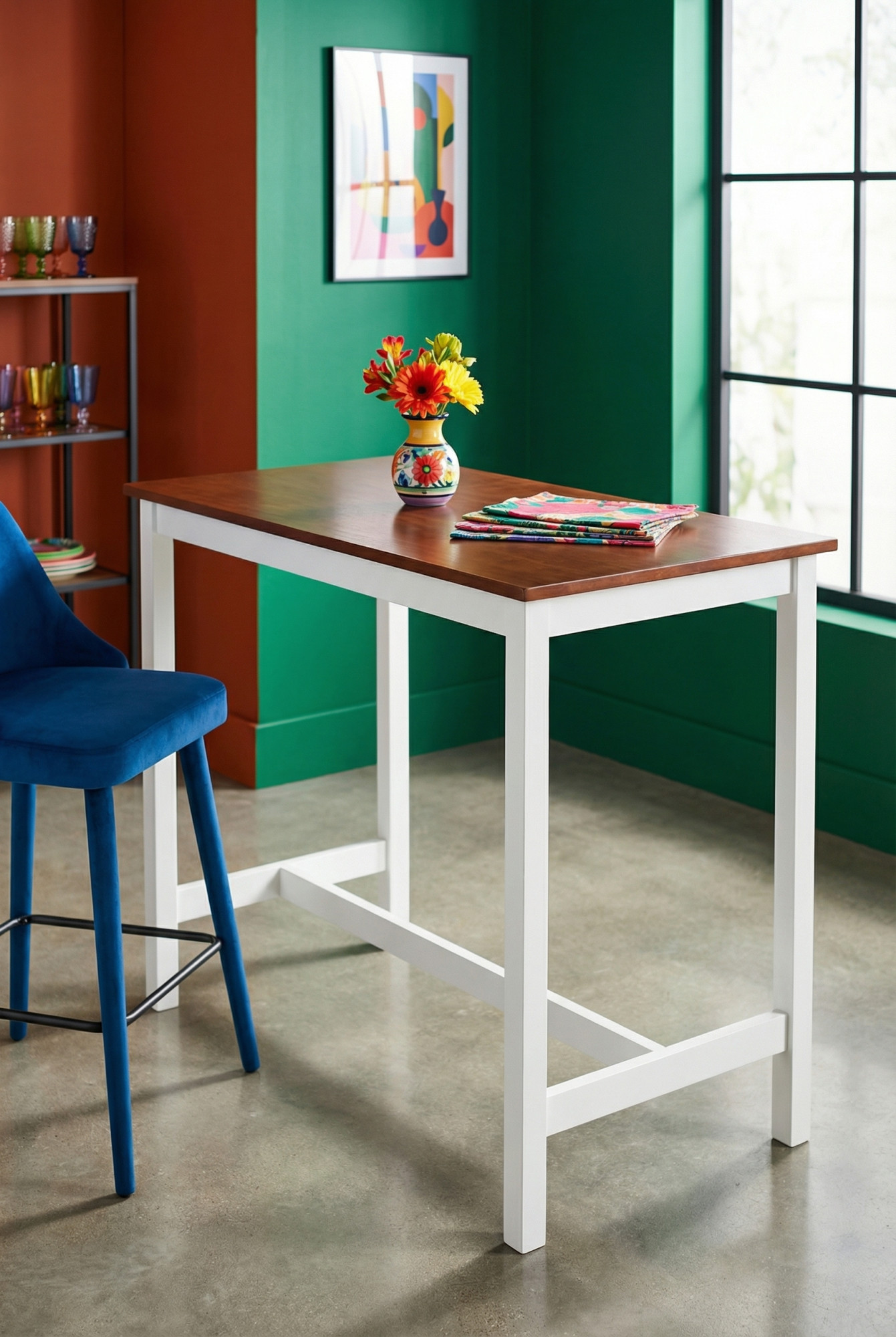 Aranżacja restauracji ze stolikiem barowym – Orondo