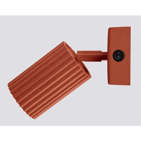 Metalowy kinkiet w kolorze ochra D291Avium