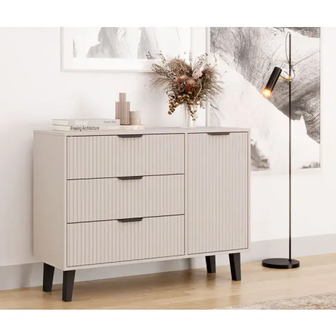 Salon z wykorzystaniem kaszmirowej komody Leoniz 6X