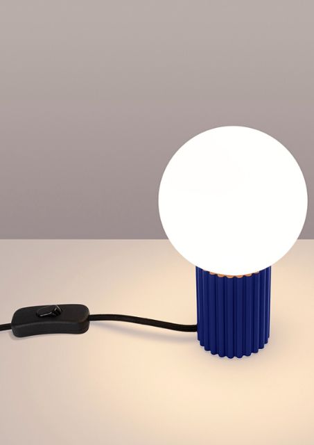 Niebieska lampa stołowa K601-Buble