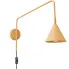 zlota lampa ścienna Urix