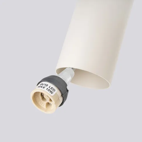Zbliżenie lampy - J131-Brisa