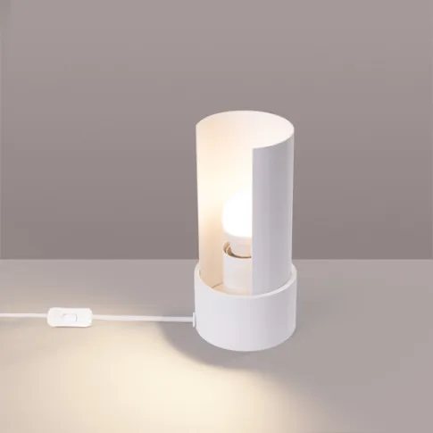 Zaświecona lampa - J118-Moressa