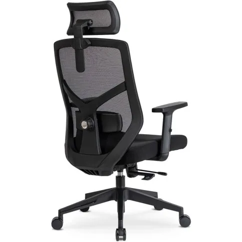 obrotowy czarny fotel Naho