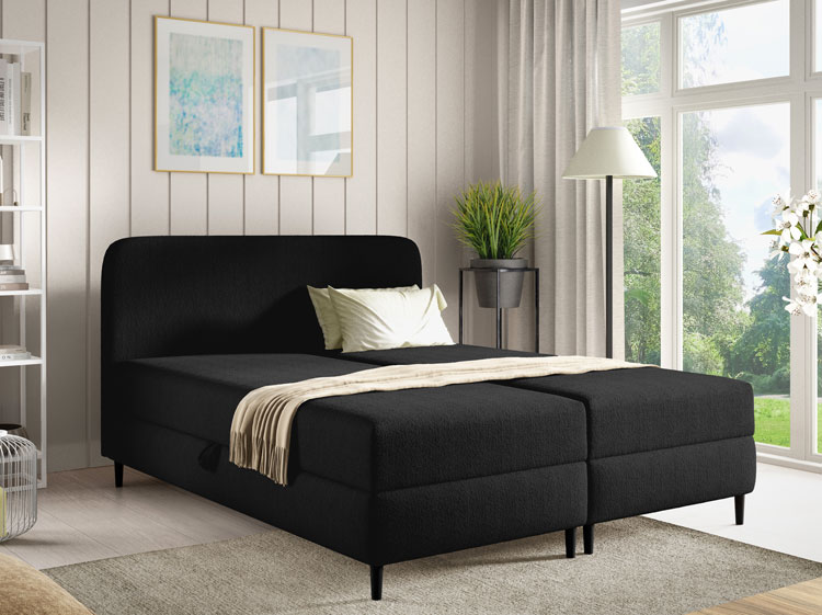 Sypialnia z wykorzystanem czarnego łóżka kontynentalnego Tionis